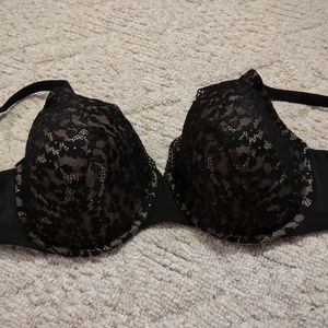 NWOT 38 D Bra
